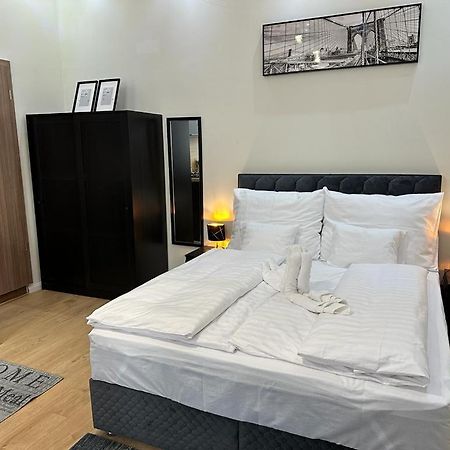 Lizu Apartmant Budapest Exteriör bild